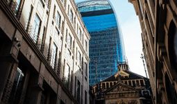 Salaries and bonuses for VPs and associates in investment banking, by bank