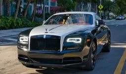 The crazy rich clients driving Singapore’s new hiring boom