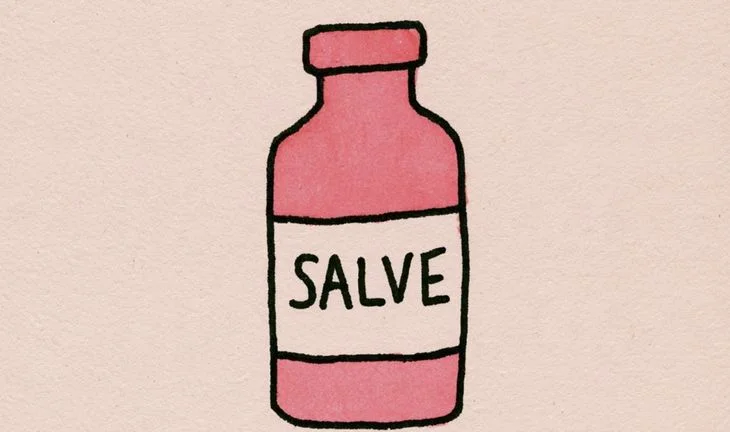 a pink bottle that says Salve