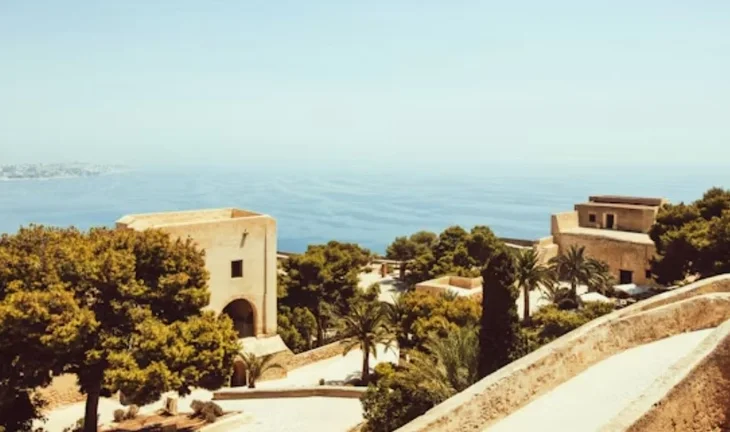 Citi’s cheap happy junior bankers in Malaga are not so grateful